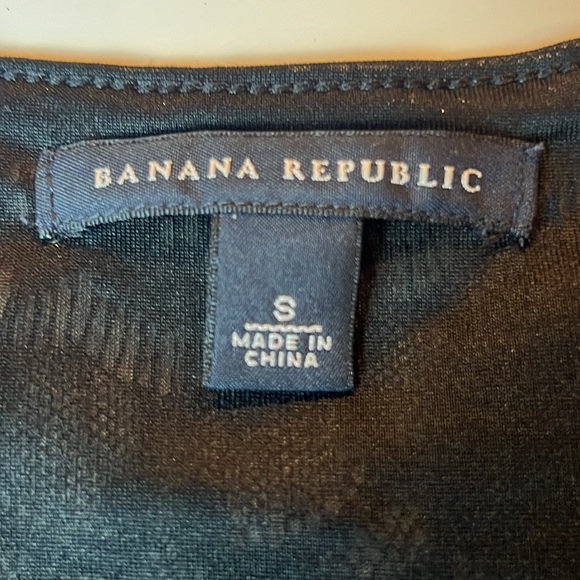 🖤BANANA REPUBLIC BLACK LACE OVER BLACK SHELL TOP SIZE SMALL🖤 - Picture 12 of 16